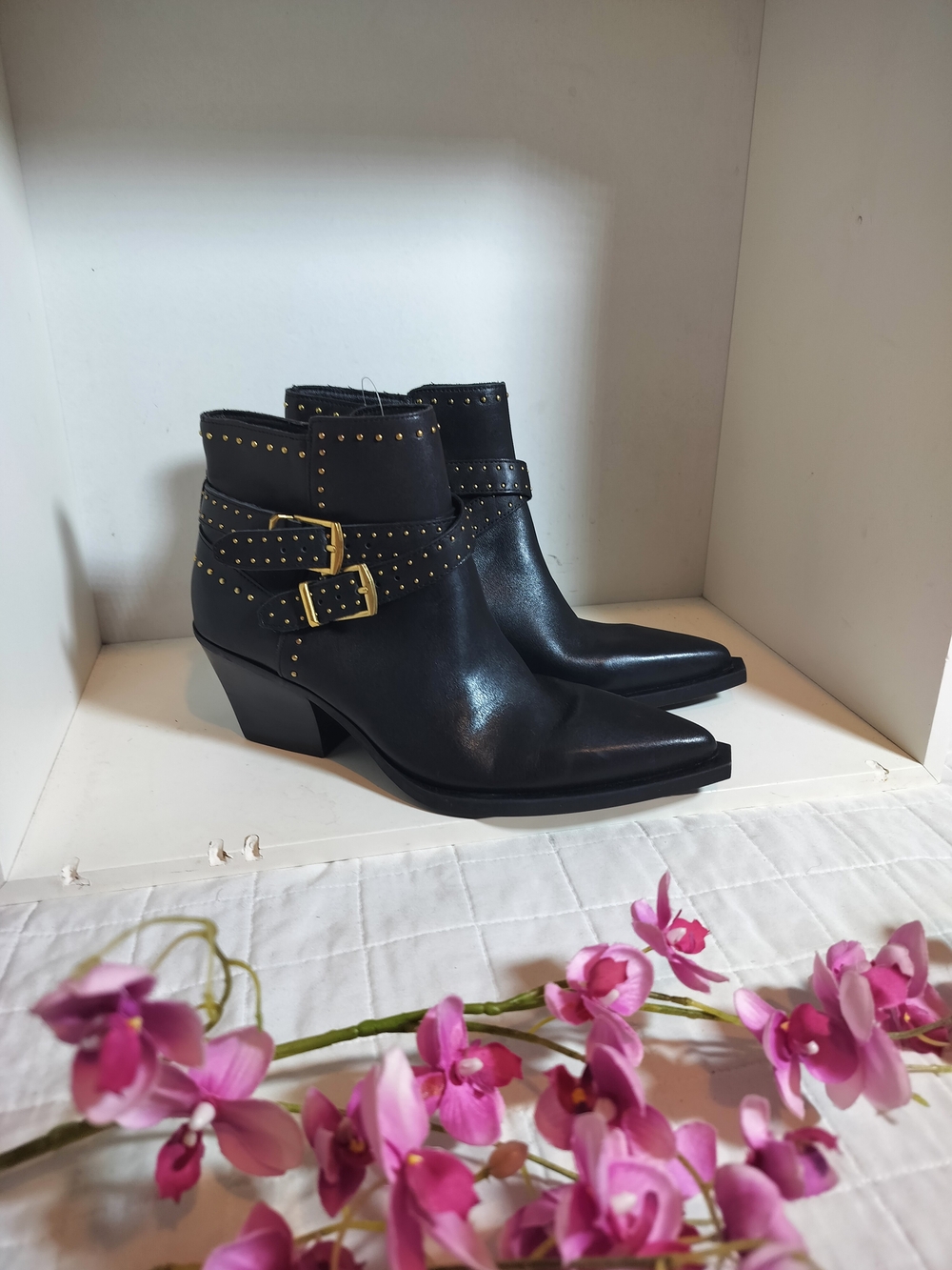 Dolce Vita Black Pointed-Toe Studded Ankle Boots